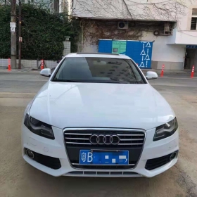 粤B 深圳牌协议车2012年小改款奥迪A4L，2.0T豪华版